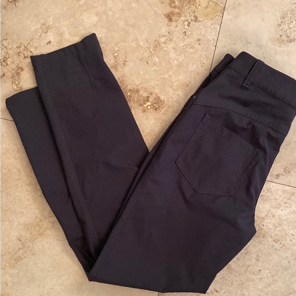 Size 4 lululemon dark grey 5 pocket pant size 4